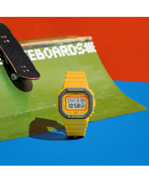 Sportowy zegarek męski Casio G-Shock Original 90s Heritage Color DW-5610Y-9ER (DW5610Y9ER)